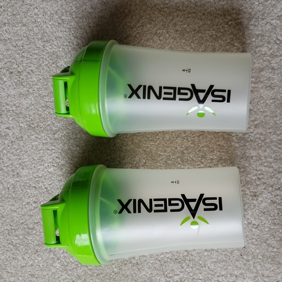 Isagenix Dining Two New Isagenix Water Bottles 6 Oz Great For